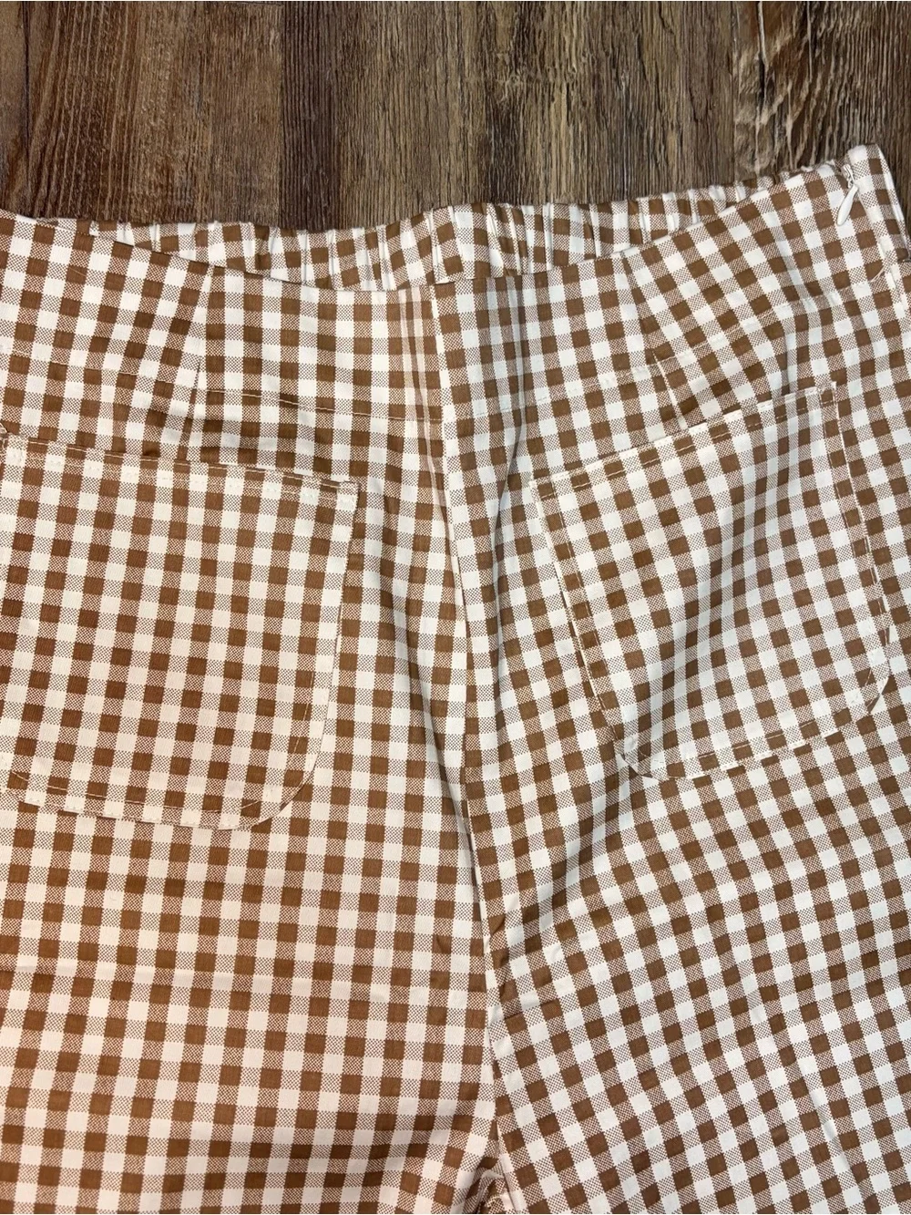 Brown Gingham Wide-Leg Capris with Ruffle Hem